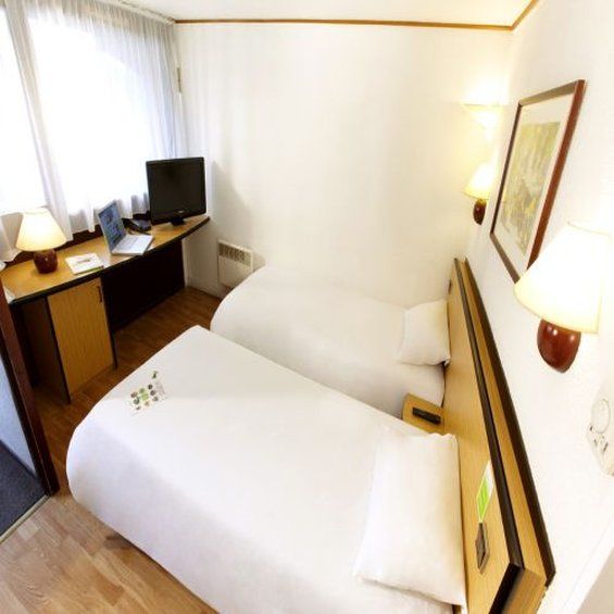 Campanile Mulhouse - Illzach Ile Napoleon Hotel Exterior photo